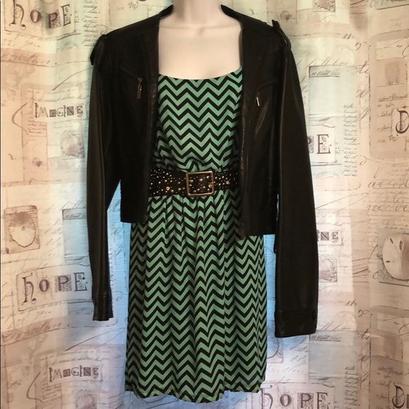 Chevron mini dress - Picture 2 of 4